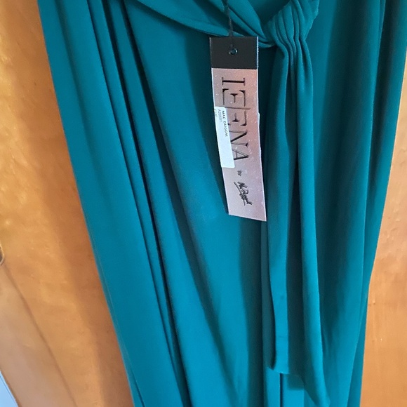 Ieena for Mac Duggal one shoulder gown size 2 - Picture 8 of 8